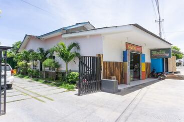 هتل Reddoorz @ Mt Haryono Street Waingapu