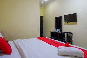 Otel Reddoorz Near Citraland Waterpark Kendari