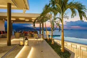هتل Unique Boutique Resort