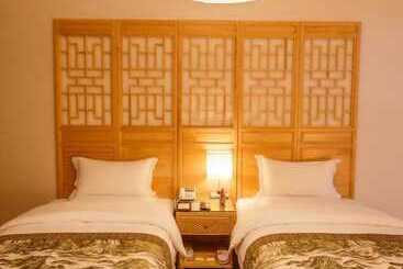 هتل Yun Jing Baishi Villa