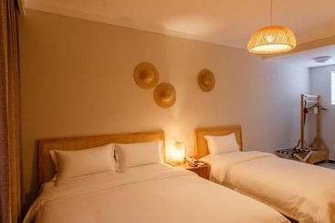 هتل Yun Jing Baishi Villa