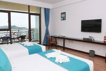هتل Sealong Bay Zhongqi Conifer