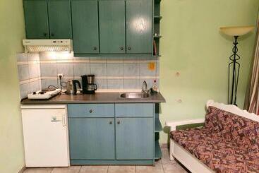Dioskouroi Apts