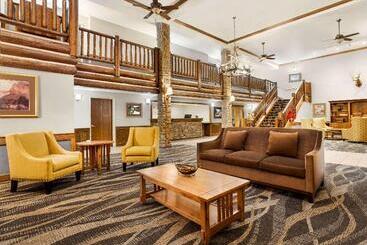 هتل Americinn By Wyndham Laramie Near University Of Wyoming