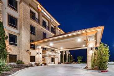 هتل Best Western Plus Midland Suites