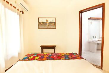 هتل Casa Iguana Holbox   Beachfront
