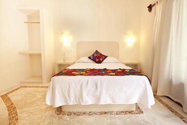 هتل Casa Iguana Holbox   Beachfront