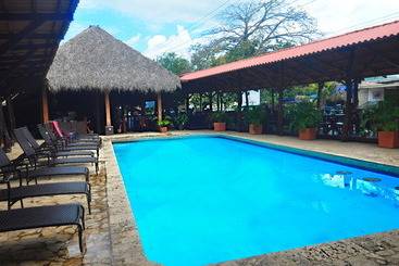 هتل Coco Beach