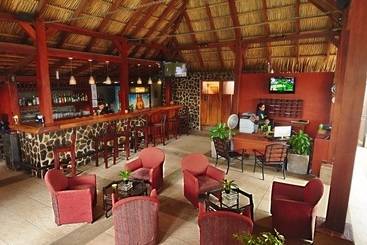 هتل Coco Beach