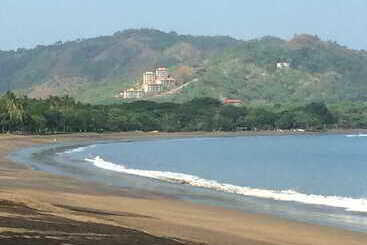 هتل Coco Beach