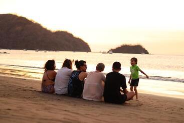 هتل Coco Beach