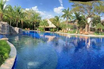 هتل Coco Beach