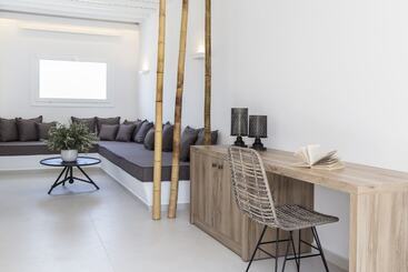 هتل Ftelia Bay Boutique