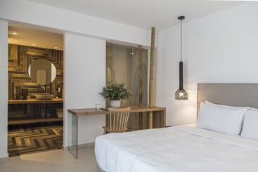 هتل Ftelia Bay Boutique