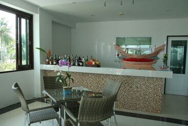 هتل Grand Hill Residence