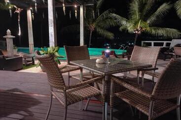 هتل Grand Hill Residence