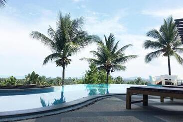 هتل Grand Hill Residence