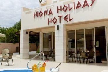 هتل Hiona Holiday
