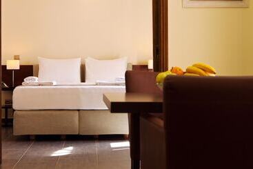 هتل Krinos Suites
