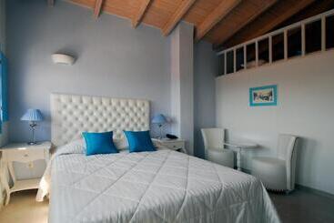 هتل Kythira Golden Resort