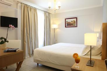 Lefko Hotel & Apartments
