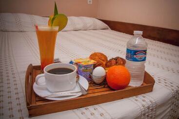 هتل Le Lodge Des Almadies