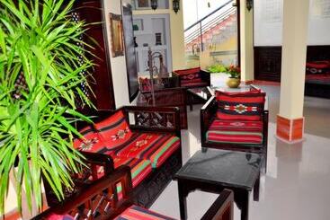هتل Naama Inn