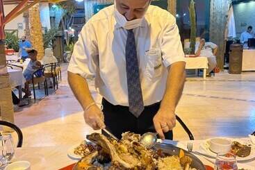 هتل Naama Inn