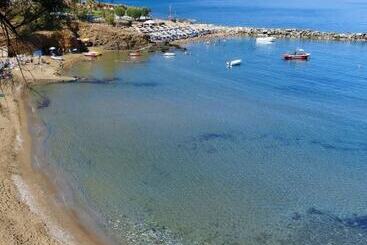 Hotel Panormo Beach