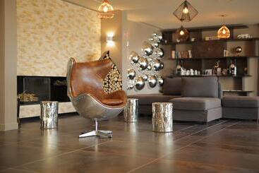 هتل & Spa Marina D Adelphia