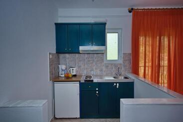 هتل Studios Nelli Alonissos