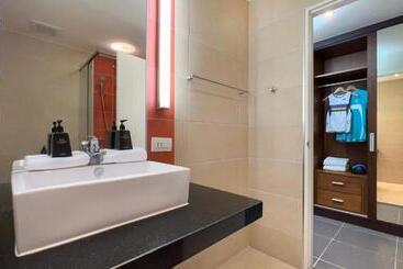 هتل Thanyapura Sports & Health Resort