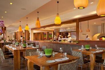هتل Thanyapura Sports & Health Resort