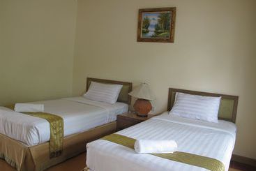هتل Green Park Resort