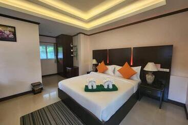 Khaolak Yama Resort   Sha Plus
