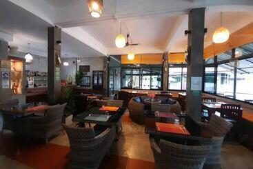 Khaolak Yama Resort   Sha Plus