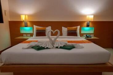 Khaolak Yama Resort   Sha Plus