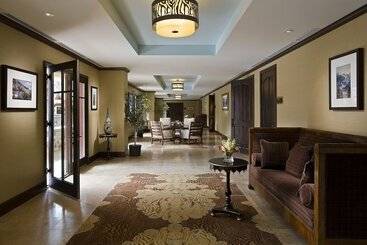 Madeline Hotel & Residences, Auberge Resorts Collection