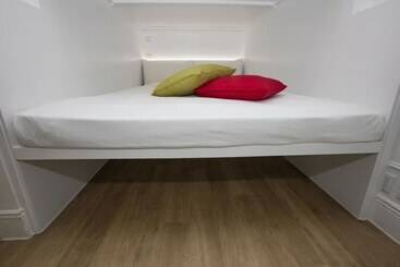 Mini Hotel Causeway Bay