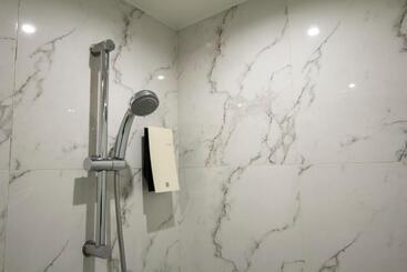 Mini Hotel Causeway Bay