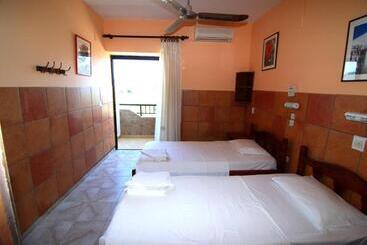 استراحتگاه Chrysoula Hotel & Apartments
