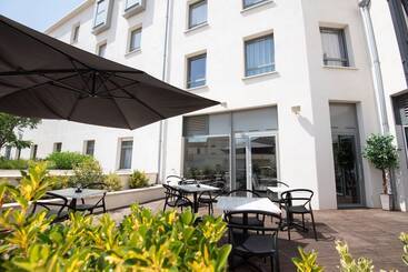 Zenitude Hôtel Résidences Narbonne Centre
