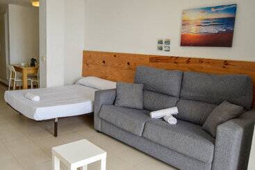Apartamentos Oropesa Primera Línea 3000