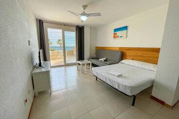 Apartamentos Oropesa Primera Línea 3000