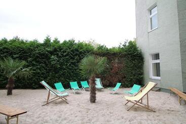 Apartments Kolo 77