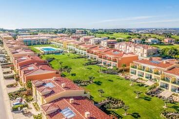 استراحتگاه Boavista Golf & Spa   Bela Colina Village