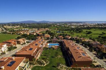 استراحتگاه Boavista Golf & Spa   Bela Colina Village