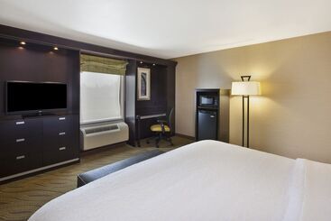 아파트호텔 Hampton Inn & Suites Elyria