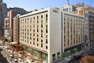 Home2 Suites By Hilton Philadelphia  Convention Center, Pa
