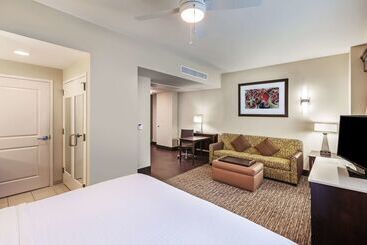 Homewood Suites By Hilton Dallas Downtown, Tx